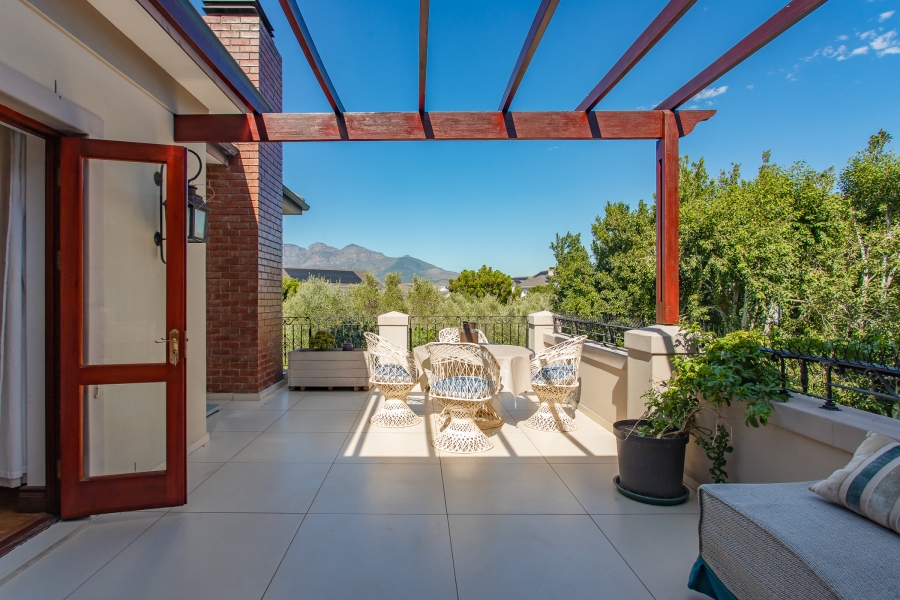 5 Bedroom Property for Sale in Val De Vie Estate Western Cape